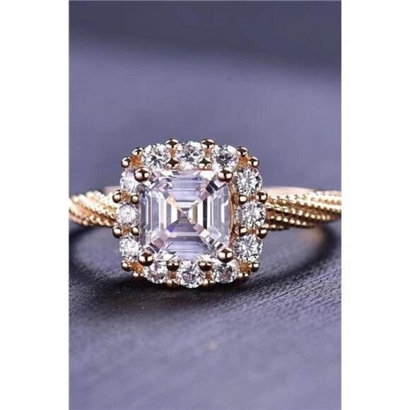 1 Carat Moissanite Twisted Ring - Picture 2 of 6